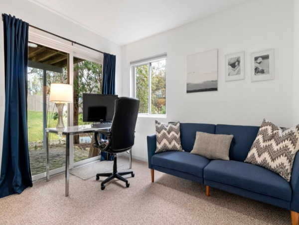luxury Four_Bedroom Home in Southamptons - Perfect for Families